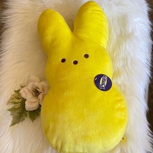 Stuffed Easter Peeps yellow 17”